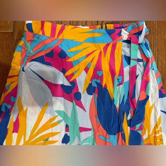 J. Crew Colorful Leaf Print A-Line Skirt - Picture 3 of 8